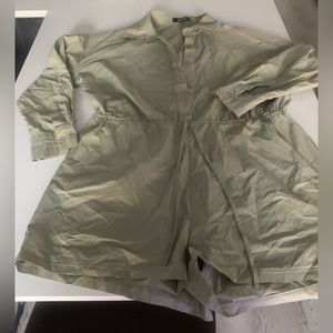 Missguided Khaki Romper Size 4